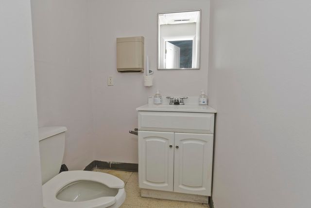 168 Worthington Street, Springfield, MA 01103