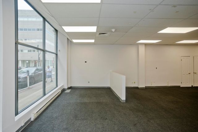 168 Worthington Street, Springfield, MA 01103