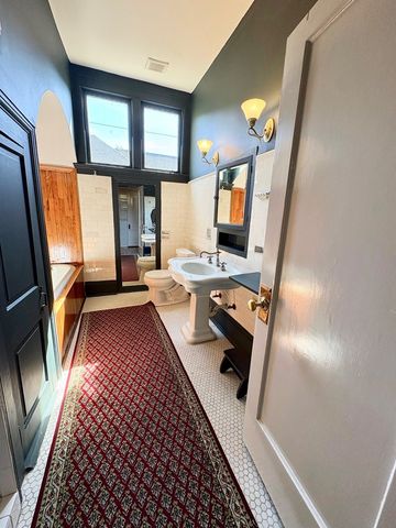 201 7th Street, Columbus, GA 31901