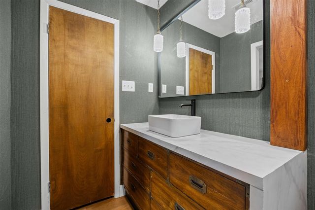 12902 Trailwood RD, Austin, TX 78727