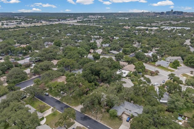 12902 Trailwood RD, Austin, TX 78727