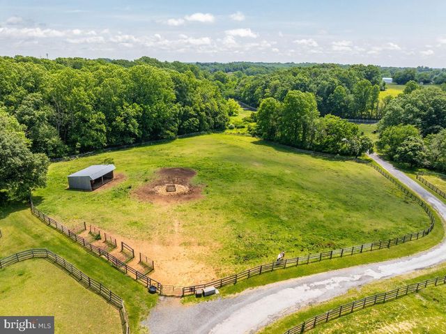 26220 MULLINIX MILL RD, Mount Airy, MD 21771