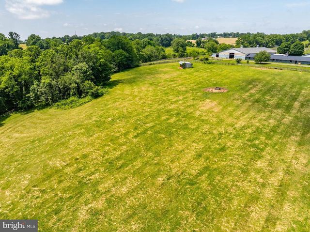 26220 MULLINIX MILL RD, Mount Airy, MD 21771