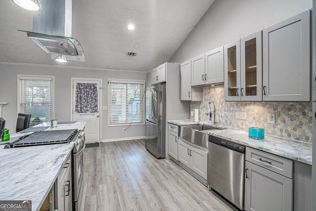 111 Meadowview Lane, Powder Springs, GA 30127