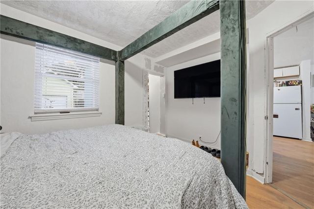 1525 Des Moines AVE, Portsmouth, VA 23704