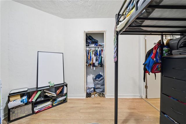 1525 Des Moines AVE, Portsmouth, VA 23704