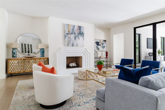 7015 Lyre Lane, Dallas, TX 75214