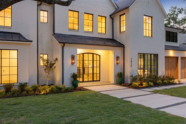 7015 Lyre Lane, Dallas, TX 75214