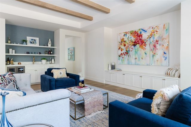 7015 Lyre Lane, Dallas, TX 75214