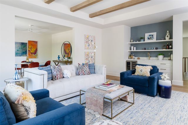 7015 Lyre Lane, Dallas, TX 75214