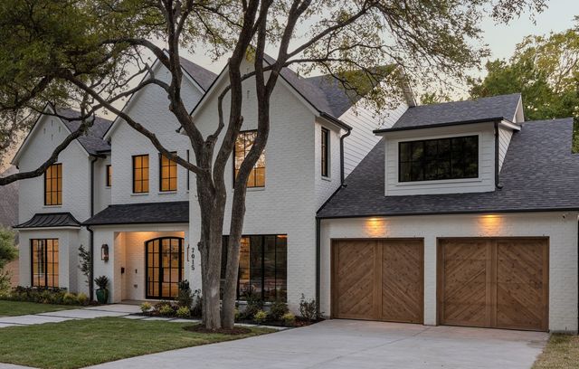 7015 Lyre Lane, Dallas, TX 75214