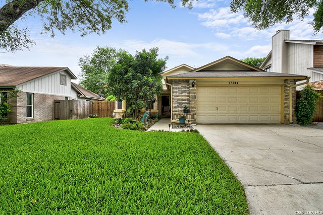 13914 LAUREL HOLLOW DR, San Antonio, TX 78232