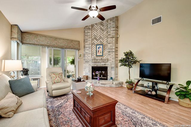 13914 LAUREL HOLLOW DR, San Antonio, TX 78232