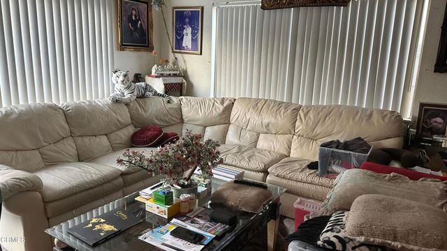 1631 Lindsay Place, Oxnard, CA 93033