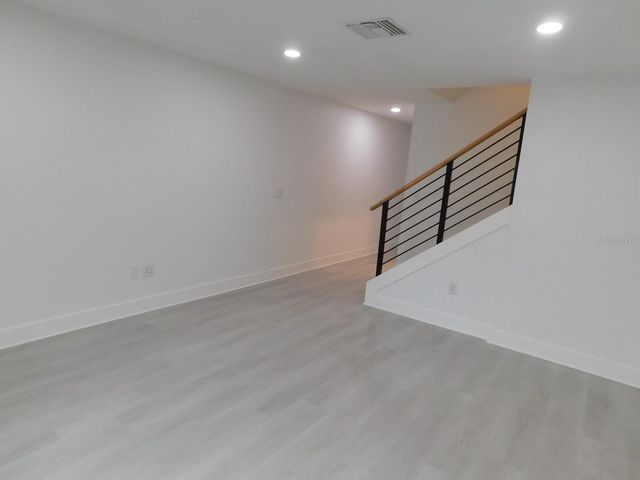 727 KENSINGTON LAKE CIRCLE, Brandon, FL 33511