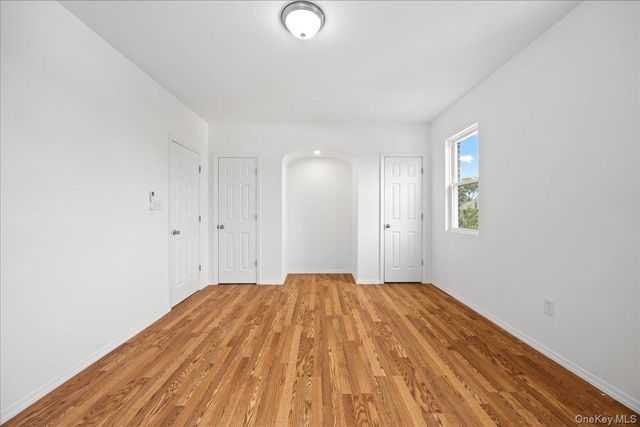 4084 Seton Avenue, Bronx, NY 10466