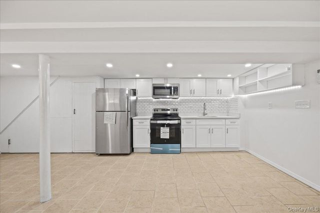 4084 Seton Avenue, Bronx, NY 10466