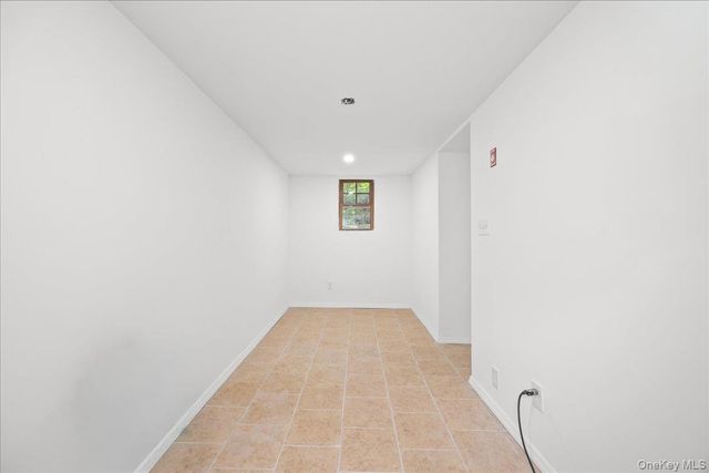 4084 Seton Avenue, Bronx, NY 10466