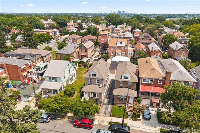 4084 Seton Avenue, Bronx, NY 10466
