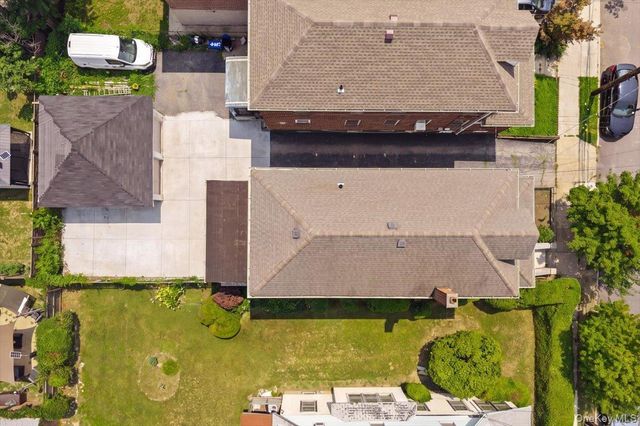 4084 Seton Avenue, Bronx, NY 10466