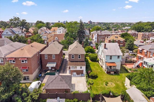 4084 Seton Avenue, Bronx, NY 10466