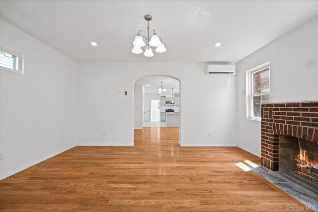 4084 Seton Avenue, Bronx, NY 10466