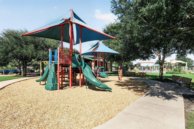 338 Pine Arbol, Buda, TX 78610