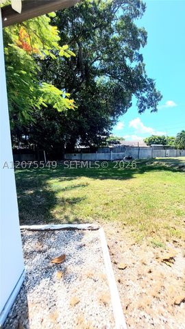 21910 SW 118th Ct 2, Miami, FL 33170