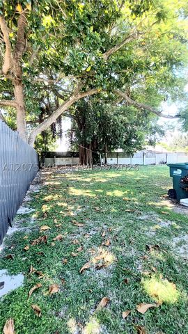 21910 SW 118th Ct 2, Miami, FL 33170