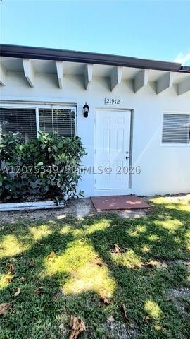 21910 SW 118th Ct 2, Miami, FL 33170