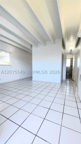 21910 SW 118th Ct 2, Miami, FL 33170