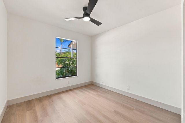 184 GREENTREE Circle, Jupiter, FL 33458