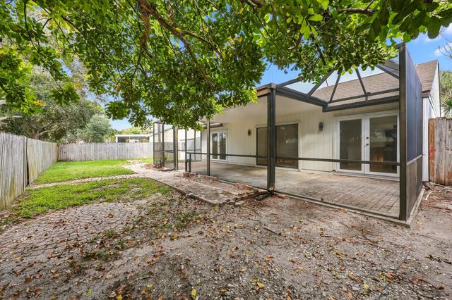 184 GREENTREE Circle, Jupiter, FL 33458