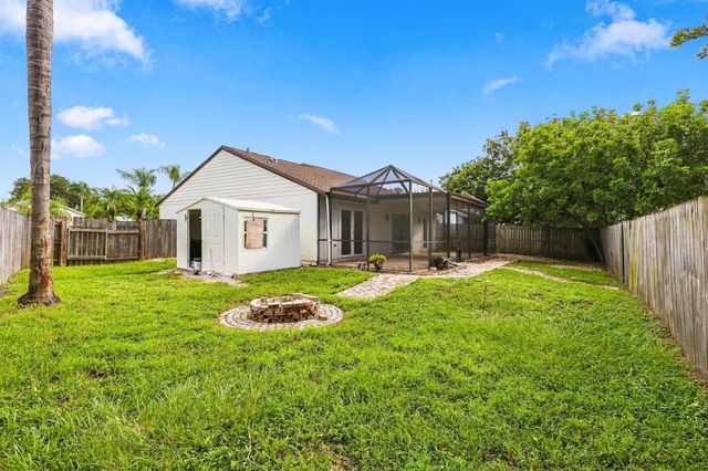 184 GREENTREE Circle, Jupiter, FL 33458