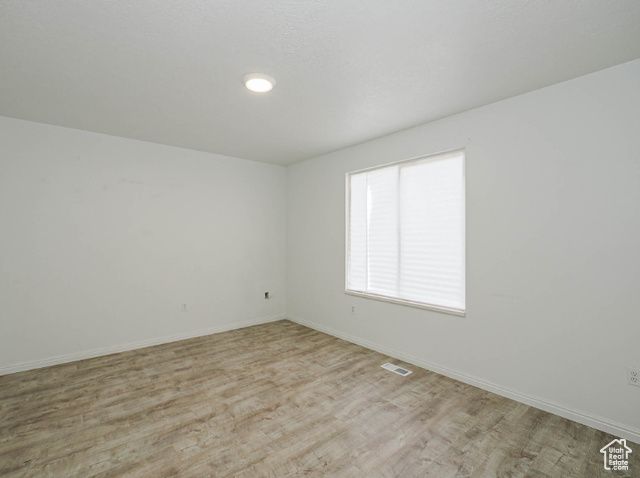 635 E WILDROSE DR, Grantsville, UT 84029