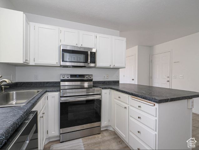 635 E WILDROSE DR, Grantsville, UT 84029