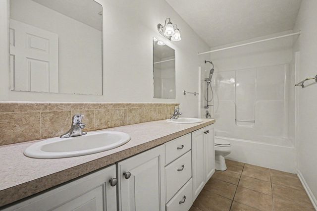 4391 Idlewood Drive SW 21, Wyoming, MI 49519