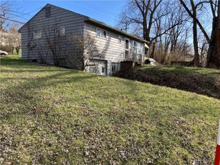 2570 Reiter Road, Penn Hills, PA 15235