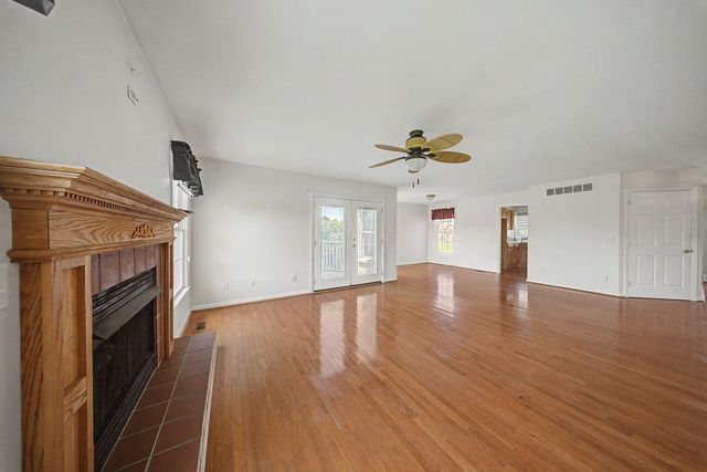 697 Independence Station Road, Independence, KY 41051