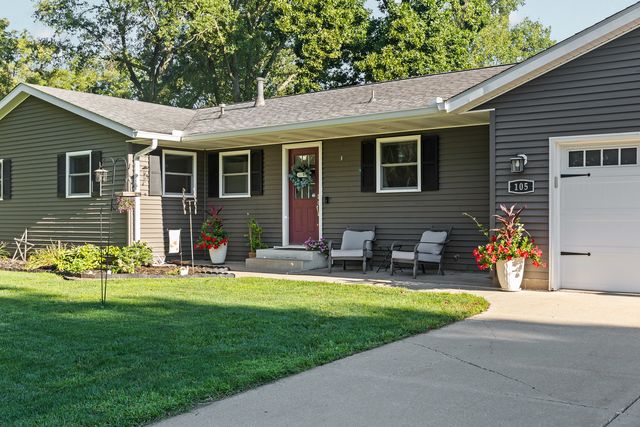 105 N Park Avenue, Geneseo, IL 61254