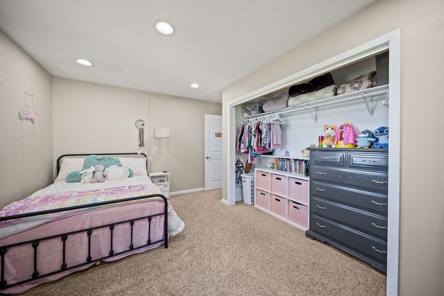 105 N Park Avenue, Geneseo, IL 61254