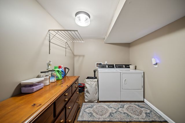 105 N Park Avenue, Geneseo, IL 61254
