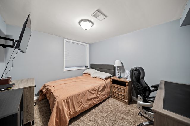 105 N Park Avenue, Geneseo, IL 61254