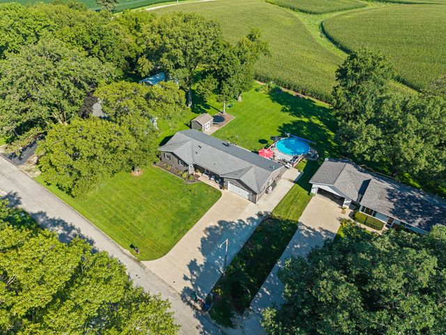 105 N Park Avenue, Geneseo, IL 61254