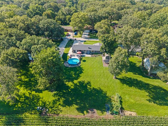 105 N Park Avenue, Geneseo, IL 61254