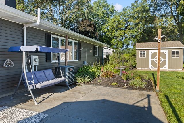 105 N Park Avenue, Geneseo, IL 61254