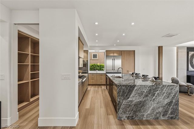 1704 Wincanton Drive, Las Vegas, NV 89134