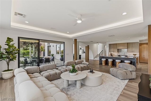 1704 Wincanton Drive, Las Vegas, NV 89134