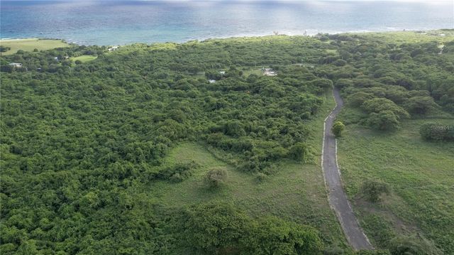 PR-201, Vieques, PR 00765