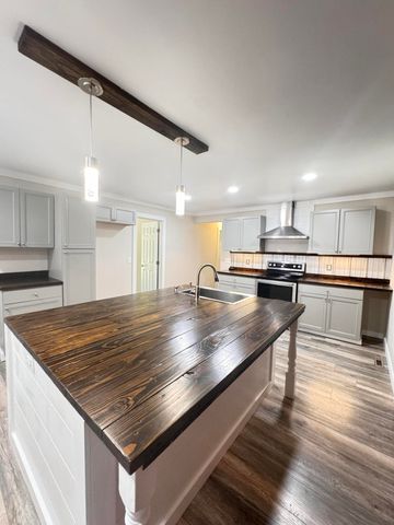 449 Estates Drive, Walterboro, SC 29488